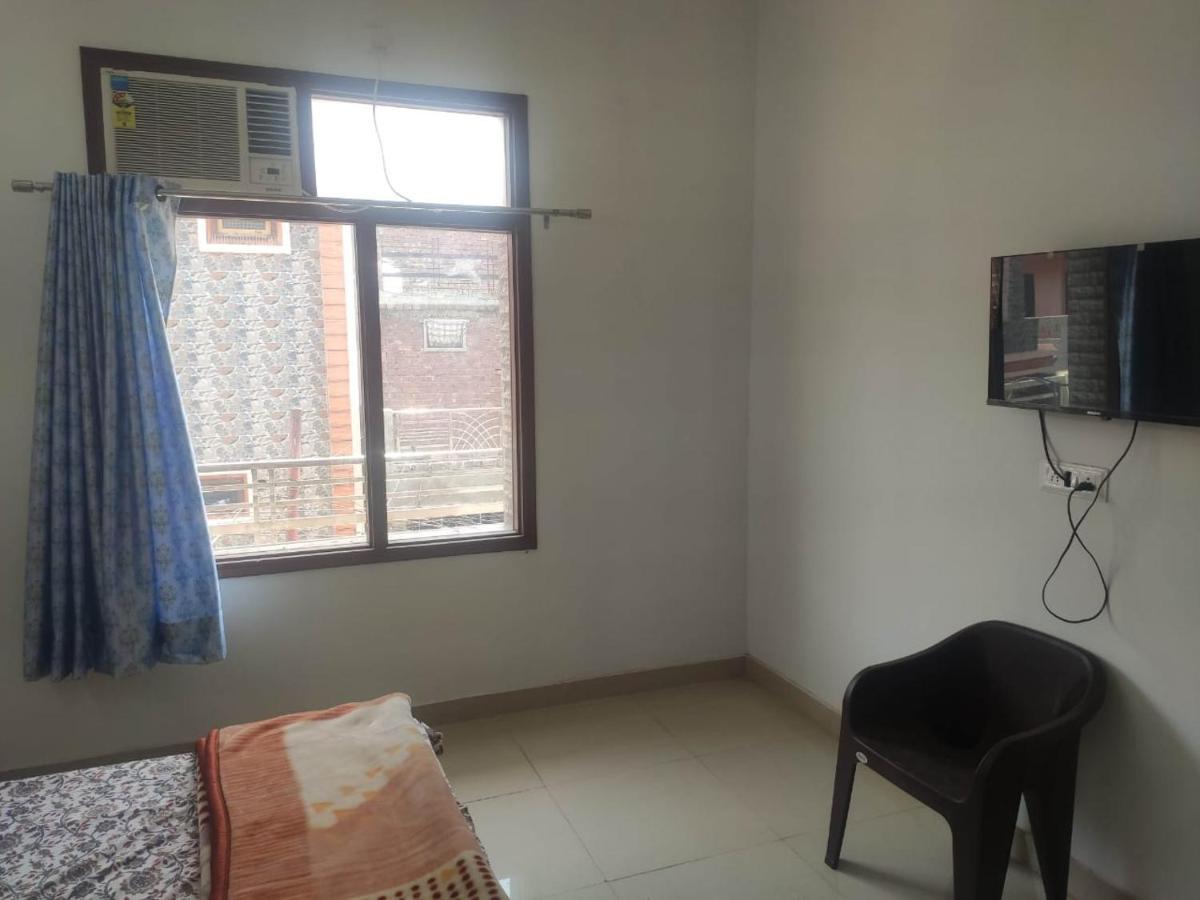Roop Niwas Bed & Breakfast Amritsar Exterior photo