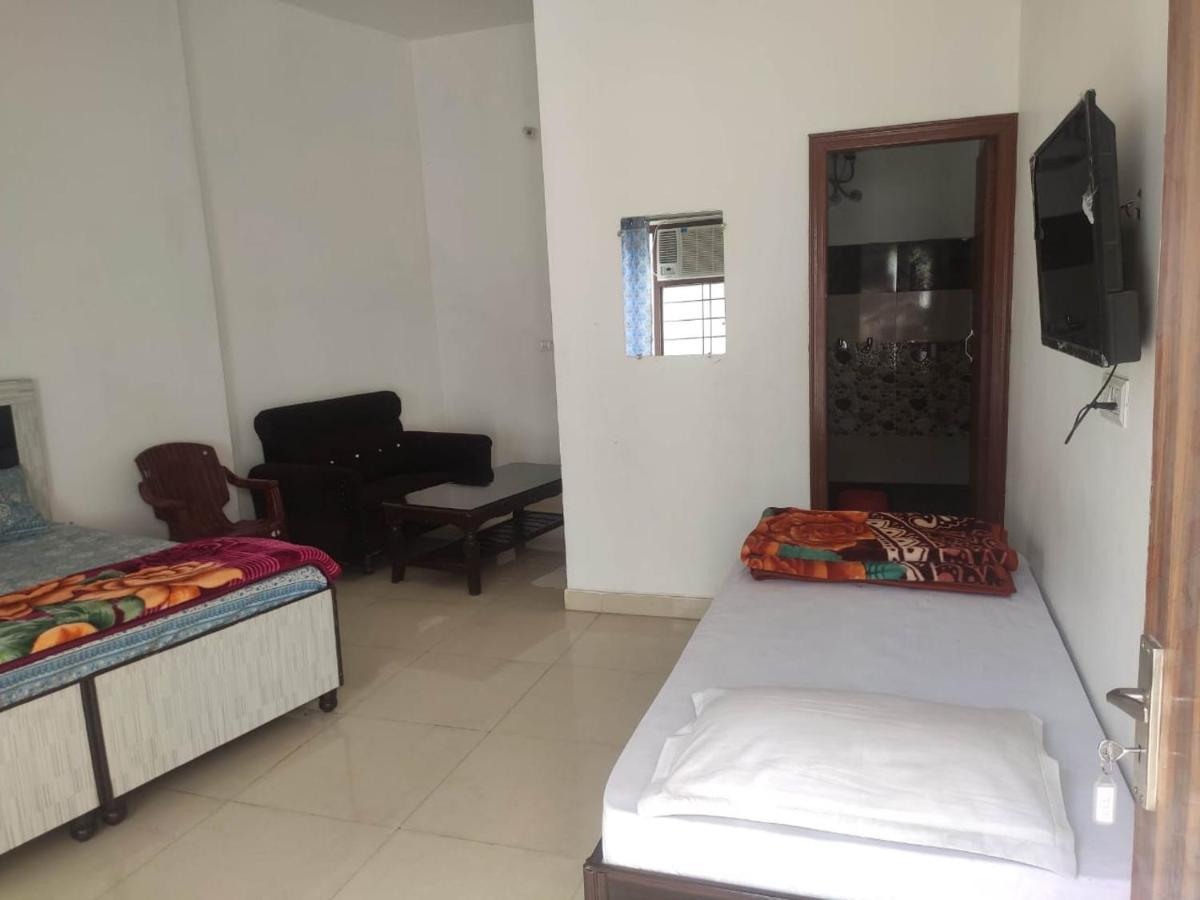 Roop Niwas Bed & Breakfast Amritsar Exterior photo