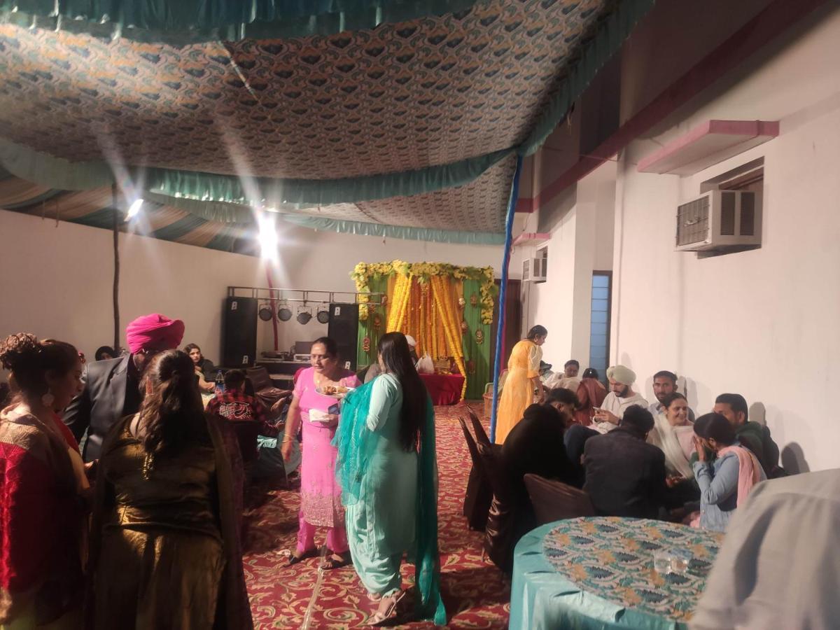Roop Niwas Bed & Breakfast Amritsar Exterior photo